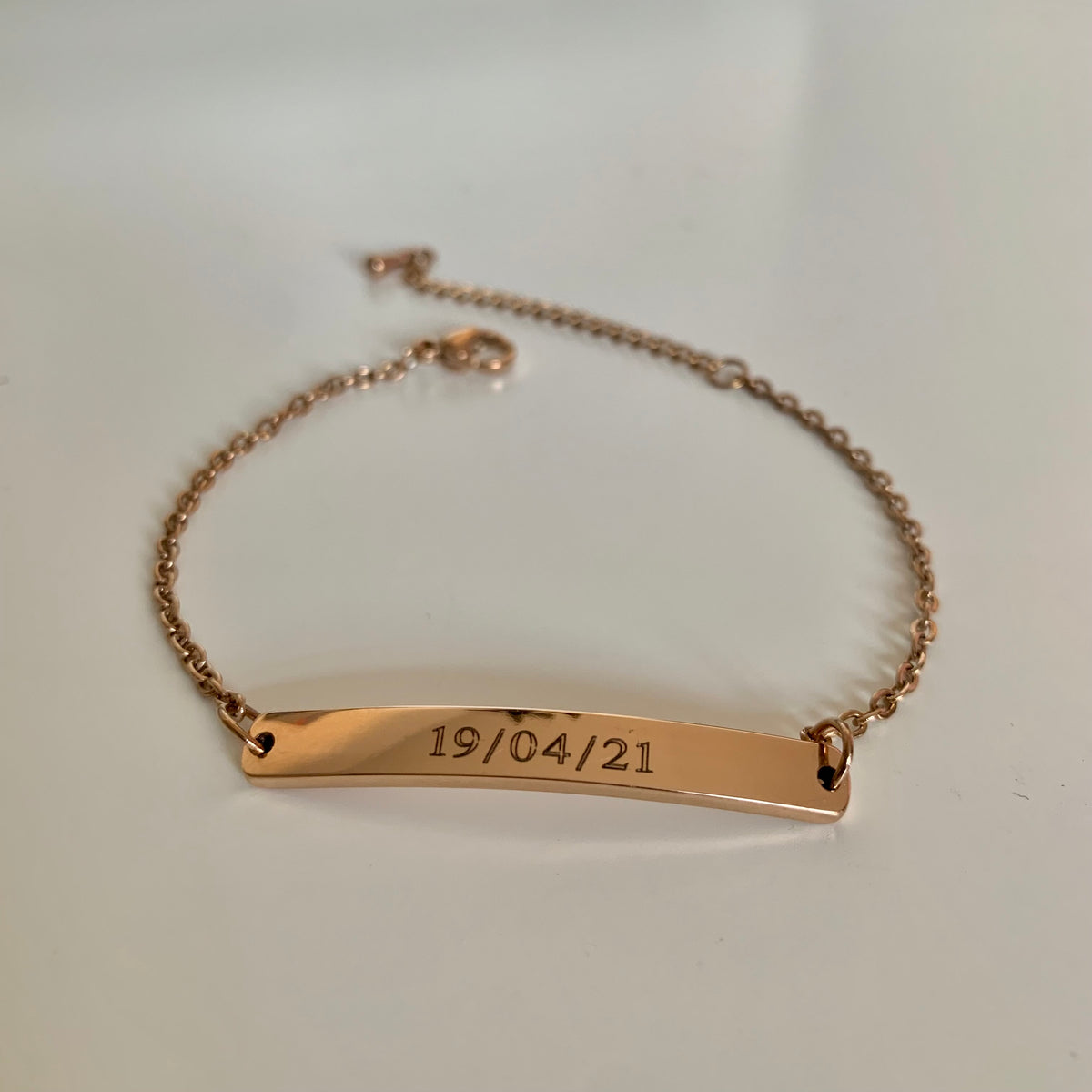 Bar hot sale name bracelet